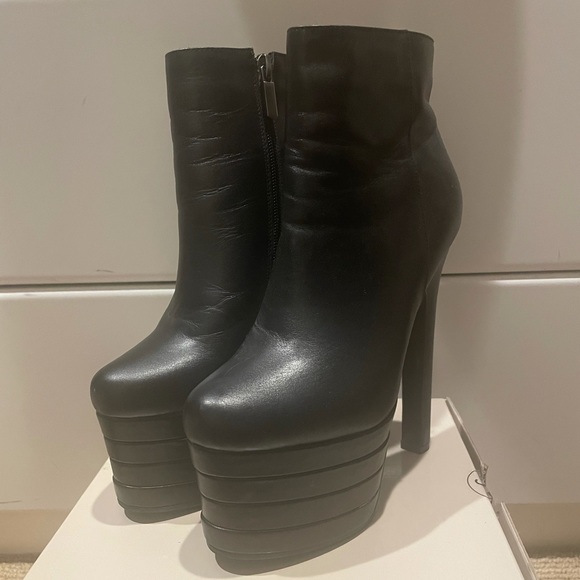 Platform stiletto boots - Picture 2 of 4